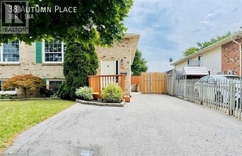 Building Photo - 38 Autumn Pl