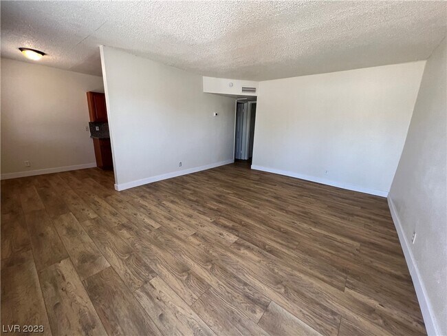 Foto del edificio - 2252 Ellis St