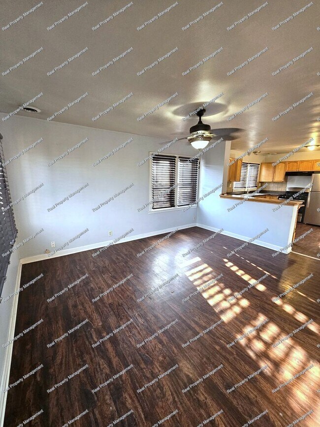 Foto del edificio - Three Bedroom Ranch located in Hobart!