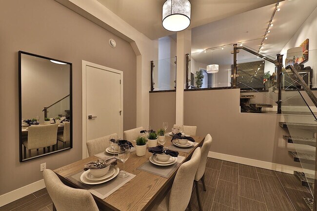 Photo du bâtiment - 10154-10103 103 St NW