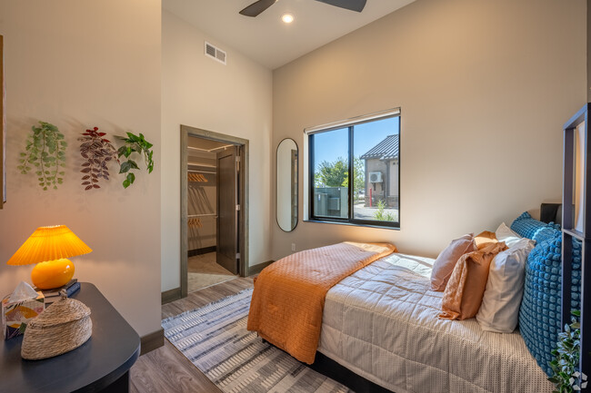 Bedroom - Candy Loft Apartments