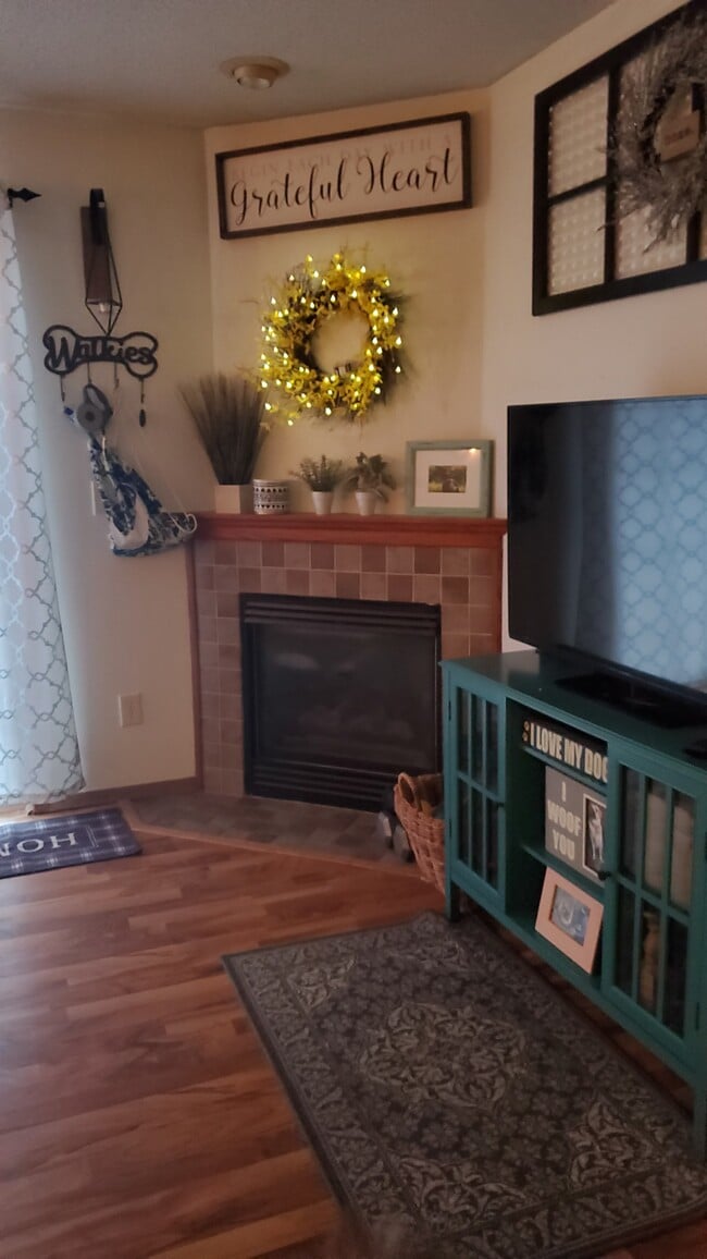 Building Photo - 407 Kimberlite St