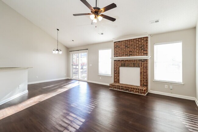 Foto del edificio - 13113 Peacock Ln