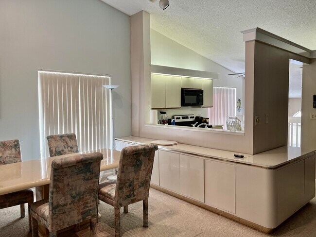 Foto del edificio - 10678 Ocean Palm Way