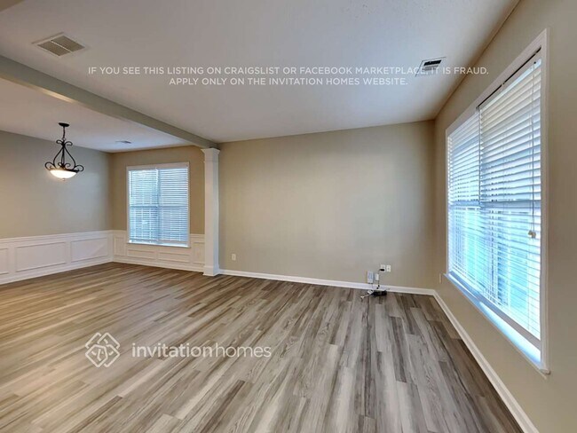 Building Photo - 665 Alstonefield Dr