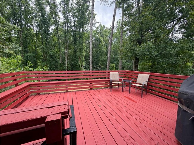 Building Photo - 4135 Hideaway Dr