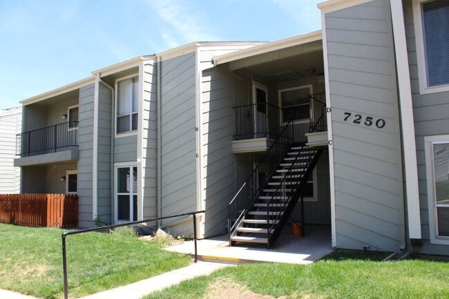 Building Photo - 7250 S Gaylord St