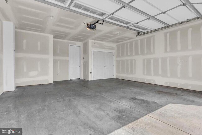 Building Photo - 1342 Union Wy