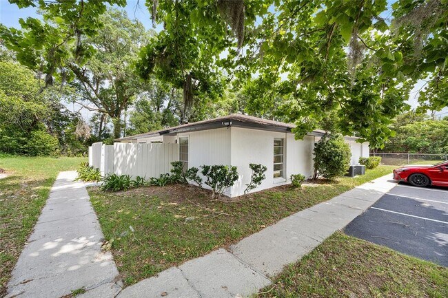 Foto del edificio - 3025 SE 55th Ave