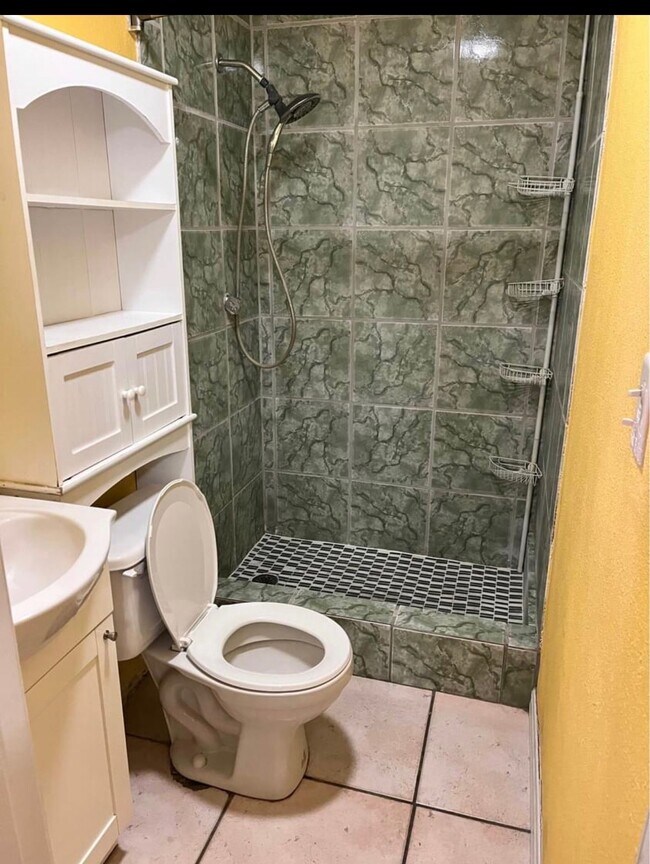 Photo - 8903 Shady Tree Ct House