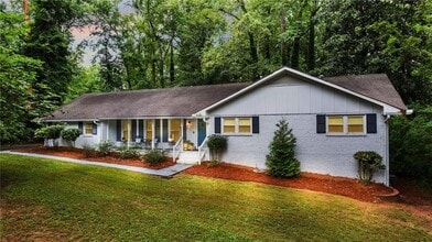 Building Photo - 204 Cold Creek Dr