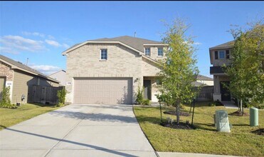 Building Photo - 16439 Big Hickory Dr