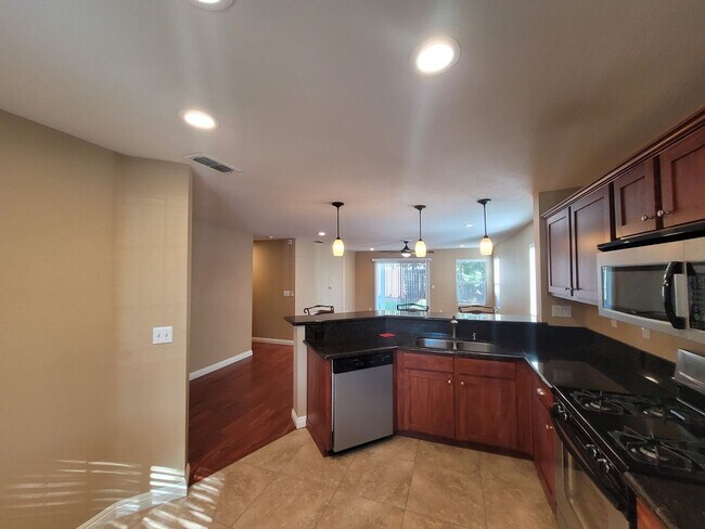 Building Photo - Beautiful home in Mather