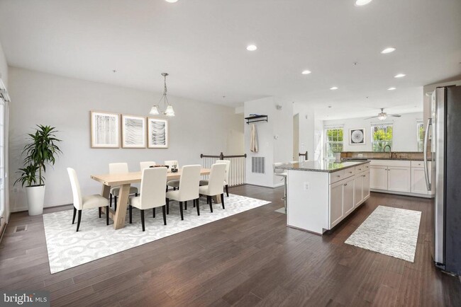 Foto del edificio - 14403 Sandy Ridge Ln