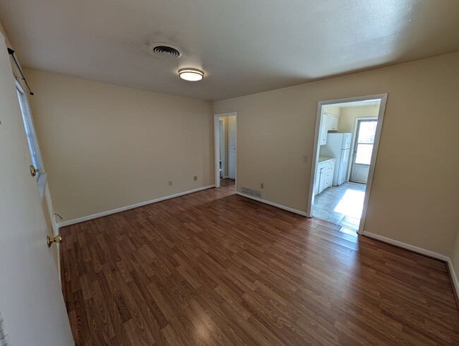 Foto del edificio - 2 bed, 1 bath house in Edmond with central...