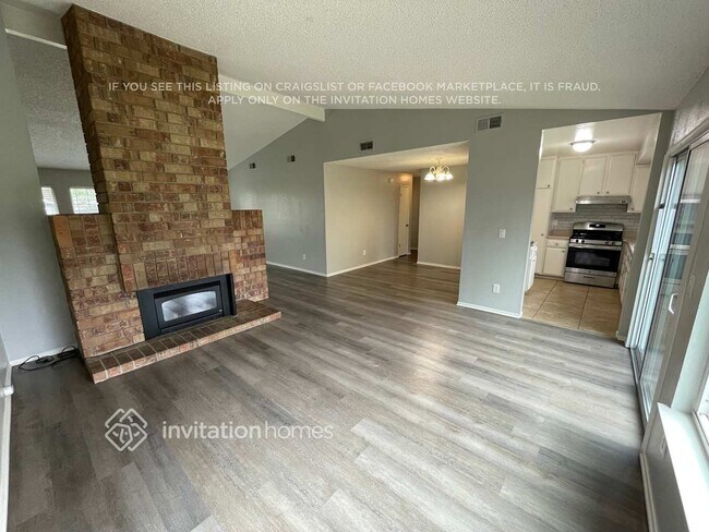 Foto del edificio - 4932 Buffwood Way