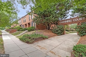 Building Photo - 2435 18th St NE
