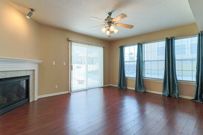 Building Photo - 2147 SW Gooseberry Ln