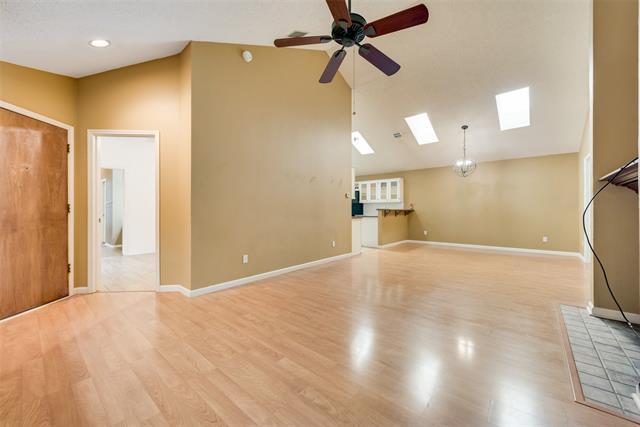 Building Photo - 5034 Hearthcrest Dr