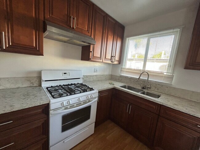 Foto del edificio - 2032-2106 Delaware Ave