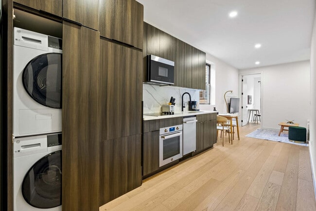 Foto del edificio - 311 Eckford St