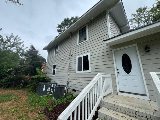 Building Photo - 6415 Hidden Forest Dr