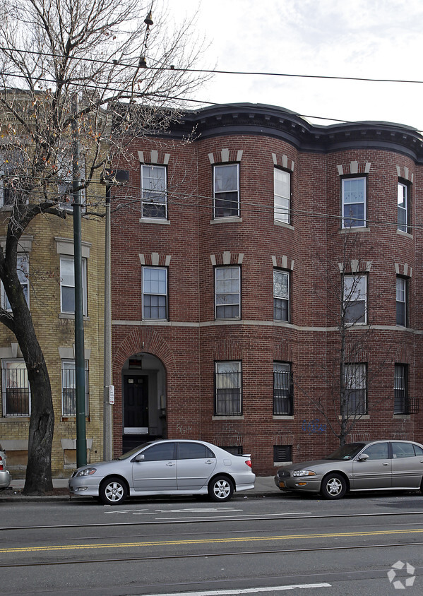 Foto del edificio - 28 S Huntington Ave