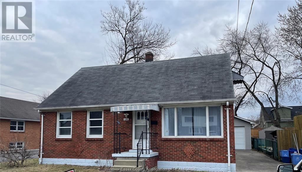 Primary Photo - 5245 Wyandotte St E