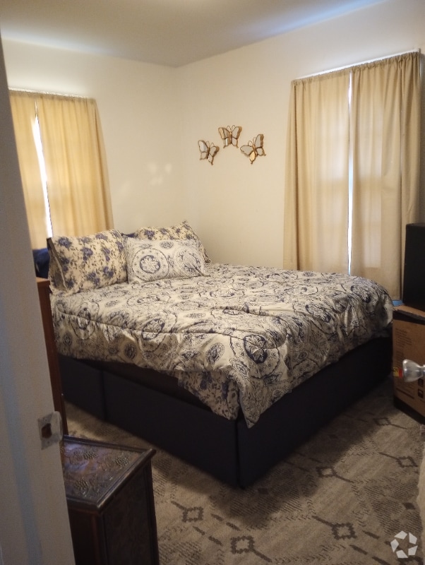 27610 Apartments under 650