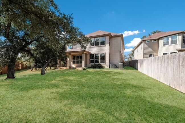 Foto del edificio - 4 Bedroom 2.5 Bath Ready for Move-in