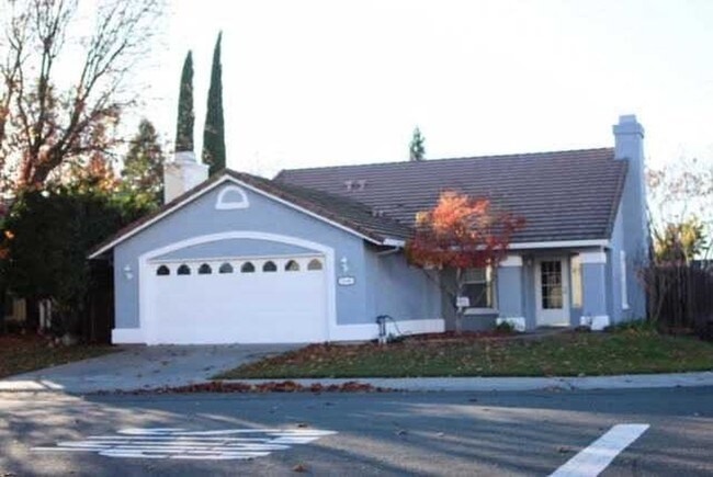 Building Photo - 1330 Cobblestone Dr