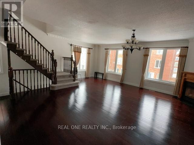 Building Photo - 169 Leitchcroft Crescent