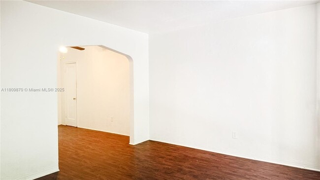 Foto del edificio - 4410 NE 2nd Ave