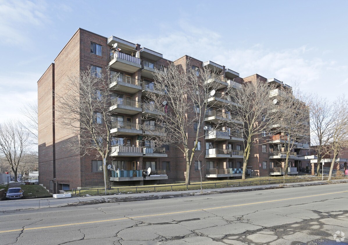 Primary Photo - Habitations Saint-Raymond