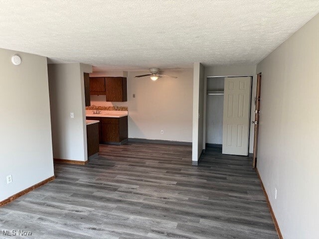 Foto del edificio - 2705 38th St NW