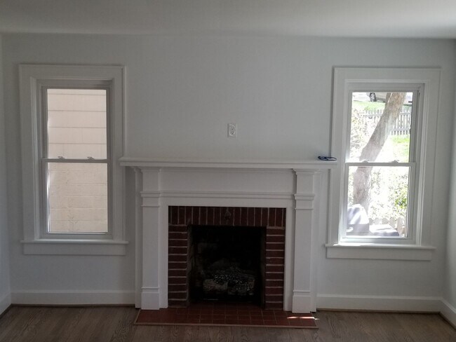 Foto del edificio - Single Family 3 BR, 1.5 Bath Rental House ...