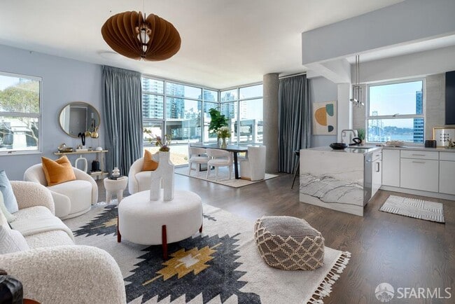 Building Photo - 301 Bryant St