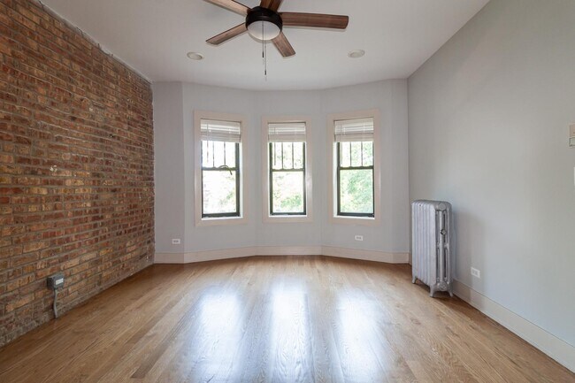 Photo - 4602 North Winchester Avenue #2E Apartment