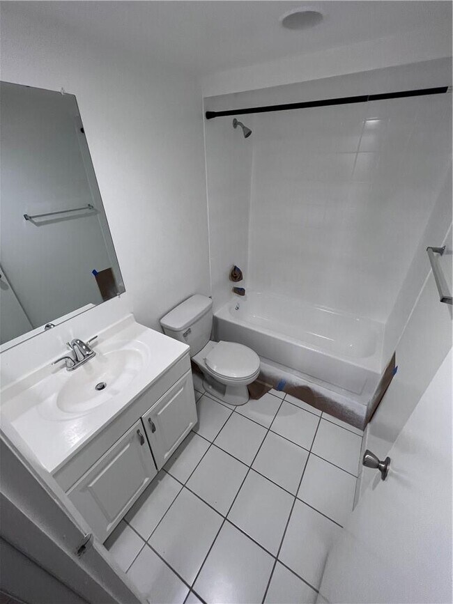 8461 Springtree Dr Unit 405, Sunrise, FL 33351 Apartments in Sunrise