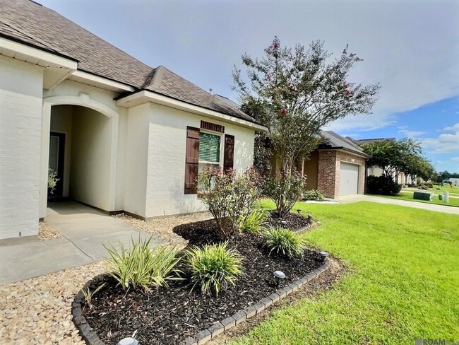 Building Photo - 6137 Tiger Trace Ave