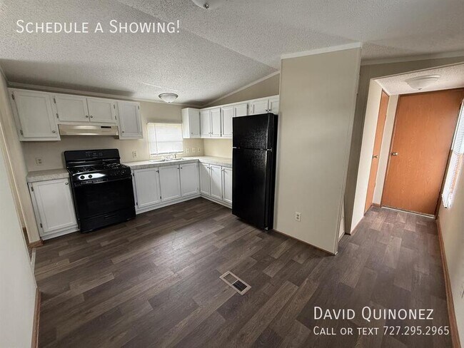 Foto del edificio - 6706 Country Ln