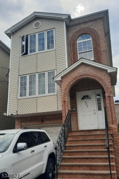 Building Photo - 446 Marshall St
