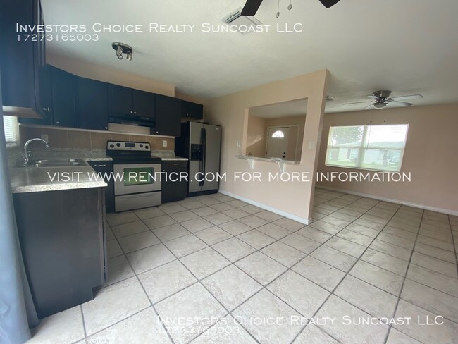 Building Photo - 8053 Winthrop Dr