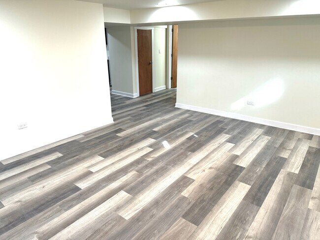 Foto del edificio - 10350 Milford St