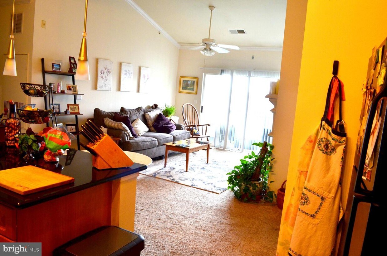 12956 Centre Park Cir Unit 408, Herndon, VA 20171 Apartment for Rent