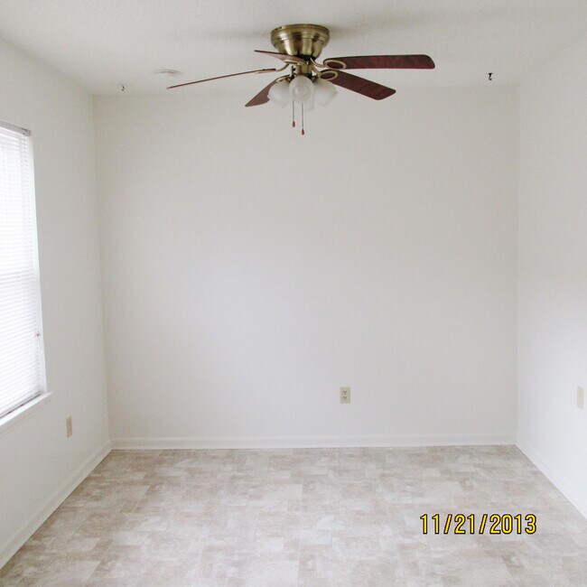 Building Photo - 363 Bluefish Dr
