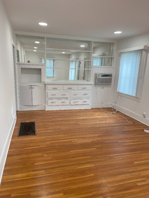 Foto del edificio - 117 E Fairview Ave