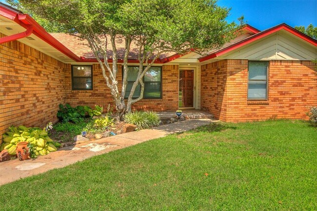 Foto del edificio - 222 Crest Ct