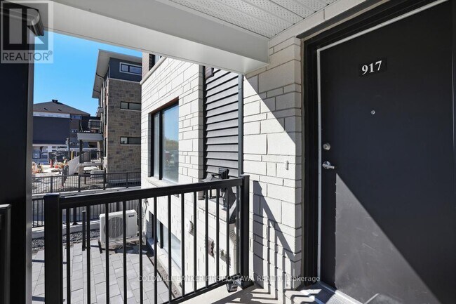 Photo du bâtiment - 917 Creekway Private