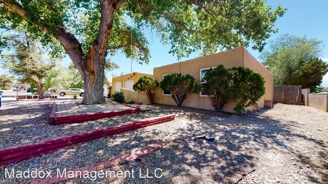 Building Photo - 3 br, 2 bath House - 2513 Sandler Dr NE